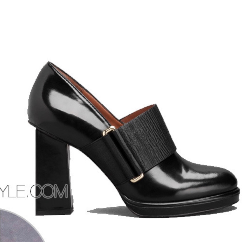 I am looking for these heels / pumps from & Other Stories. Message me